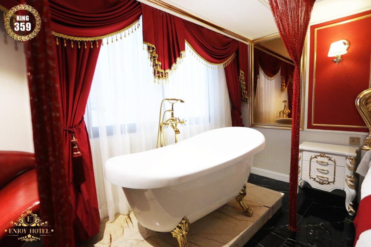 Enjoy Hotel 7 Ho Chi Minh City Exterior photo