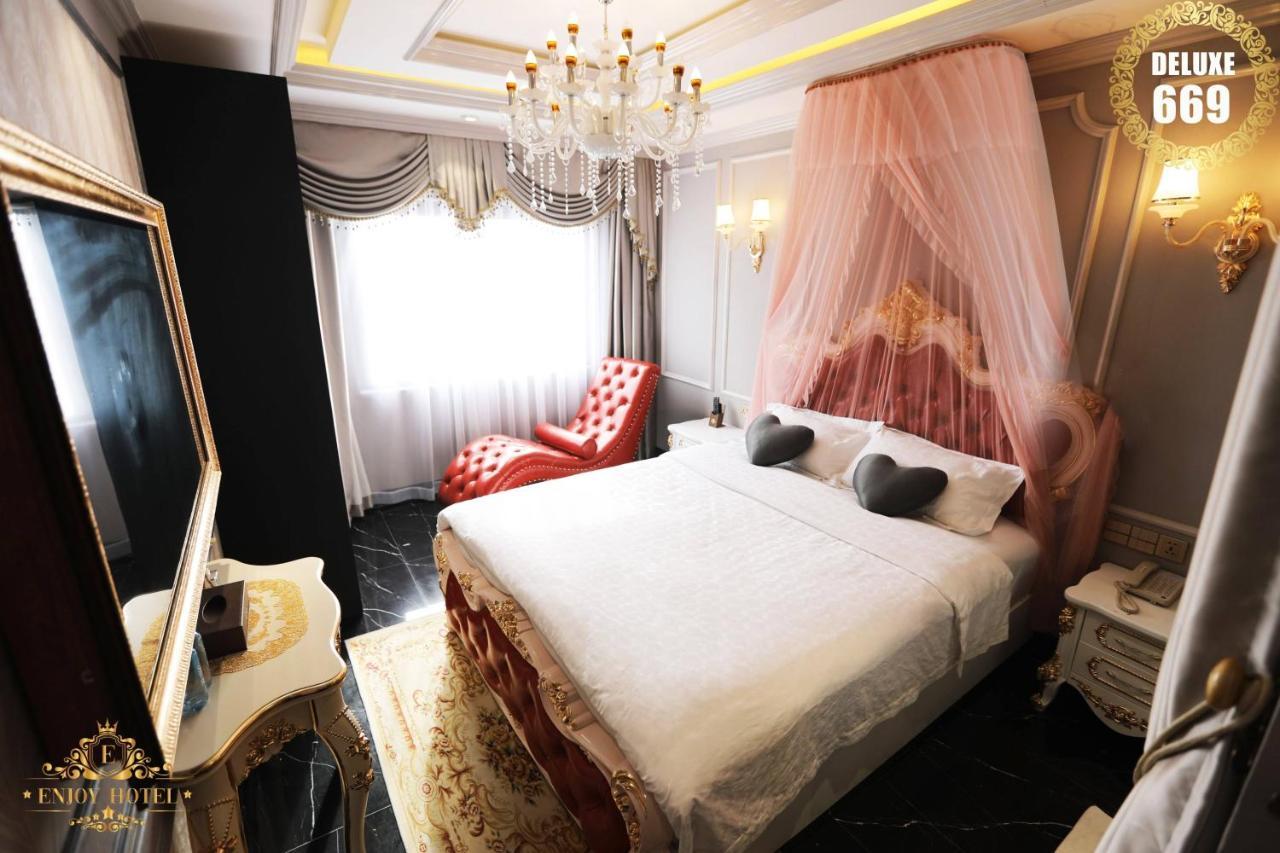 Enjoy Hotel 7 Ho Chi Minh City Exterior photo