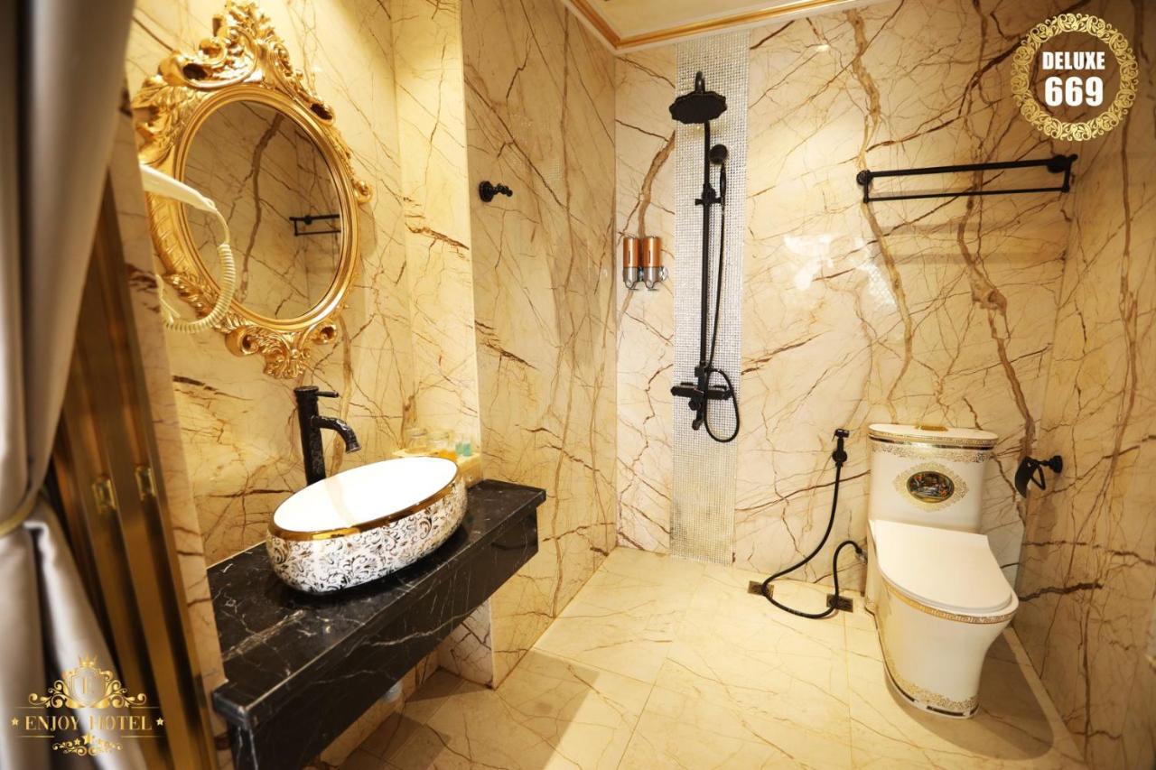 Enjoy Hotel 7 Ho Chi Minh City Exterior photo