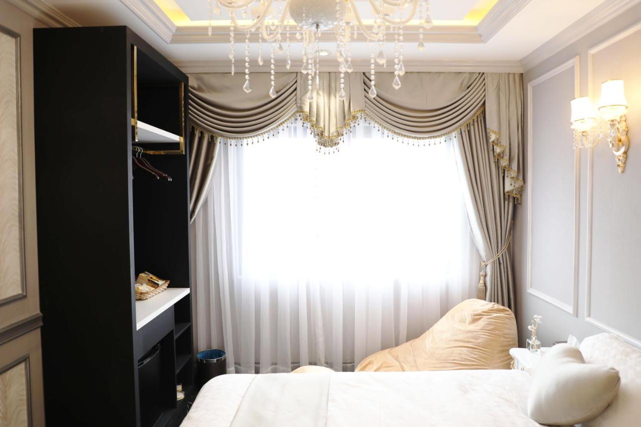 Enjoy Hotel 7 Ho Chi Minh City Exterior photo