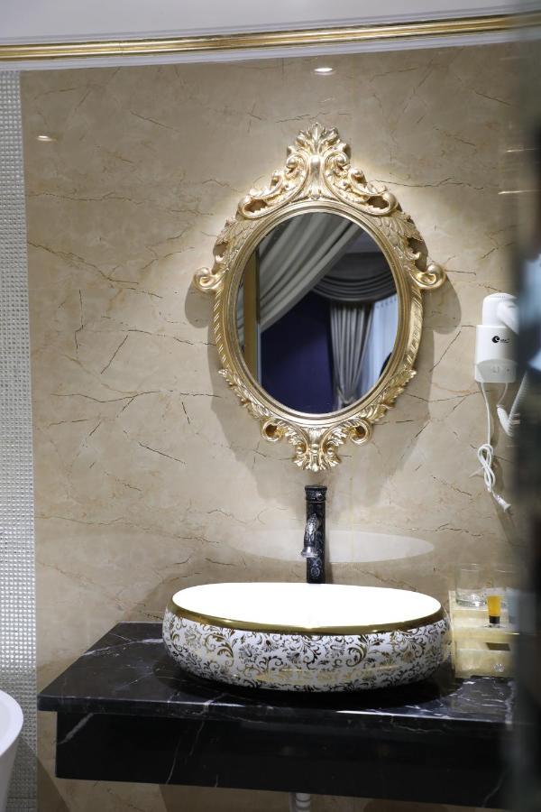 Enjoy Hotel 7 Ho Chi Minh City Exterior photo